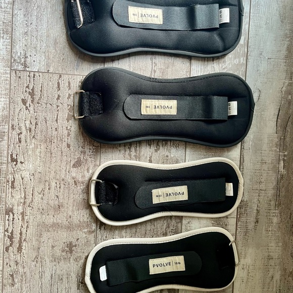 Pvolve Total Transformation Bundle - Picture 14 of 16